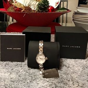 Authentic NWT Marc Jacobs watch. MJ3456